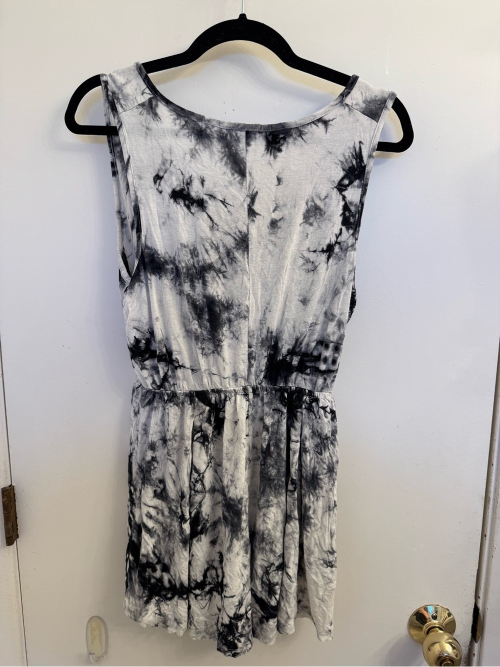 one clothing Black & White Tie-Dye Sleeveless Wrap Mini Dress - Picture 2 of 2